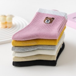 Cross-border autumn and winter cartoon and anime women's socks, Japanese cute bear socks, color-matching mid-top ins trendy casual socks manufacturer