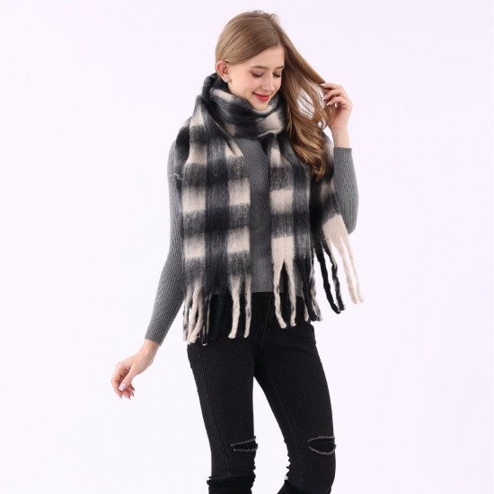 The same checked scarf as Yu Shuxin, the little red book style scarf, a versatile winter thick and warm tassel couple shawl The same checked scarf as Yu Shuxin, the little red book style scarf, a versatile winter thick and warm tassel couple shawl