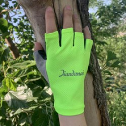 Sun-protective mesh ice thread half-finger gloves for outdoor cycling, breathable silicone barbell bicycle sun-protective gloves for both men and women in summer