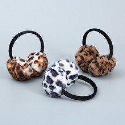 Ear cups for warmth, a cute and adorable girl in winter, ear hats, ear bags, winter ear protectors, folding ear warm ears, ear covers, and ear tips