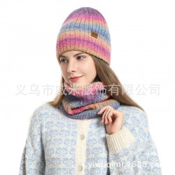 Amazon Autumn And Winter Cross-border European And American Women's Scarf Hat Two-piece Set Gradient Wind Warm Knitted Wool Hat