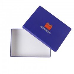 Hat Scarf Gloves Three-piece Set With Gift Box Delivery (gift Box Does Not Accept Separate Orders)
