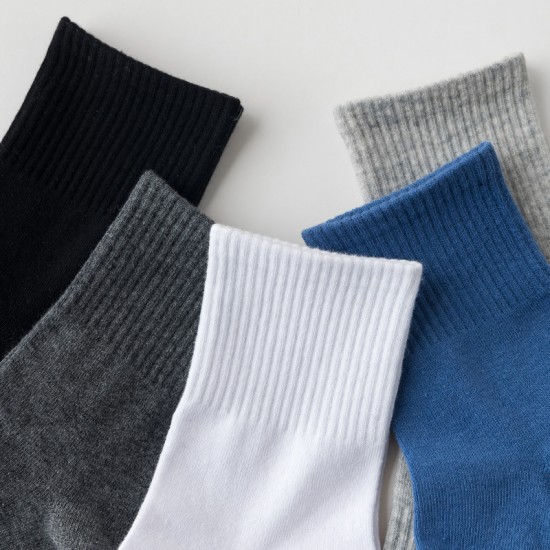 Wholesale of cross-border autumn and winter men's mid-top all-cotton thickened sports socks, solid color sweat-absorbing, breathable and waist-cinching pure cotton socks Wholesale of cross-border autumn and winter men's mid-top all-cotton thickened sports socks, solid color sweat-absorbing, breathable and waist-cinching pure cotton socks